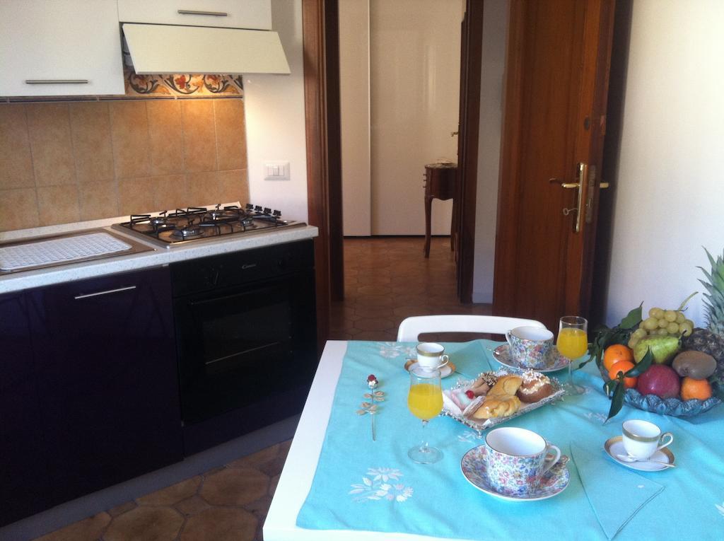 Residenza Guarna Apartment Салерно Екстериор снимка