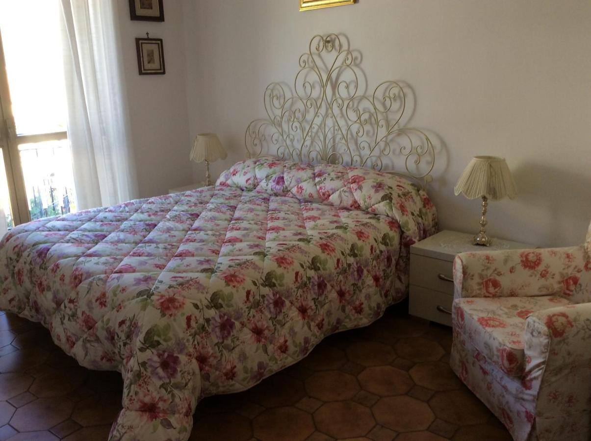 Residenza Guarna Apartment Салерно Екстериор снимка